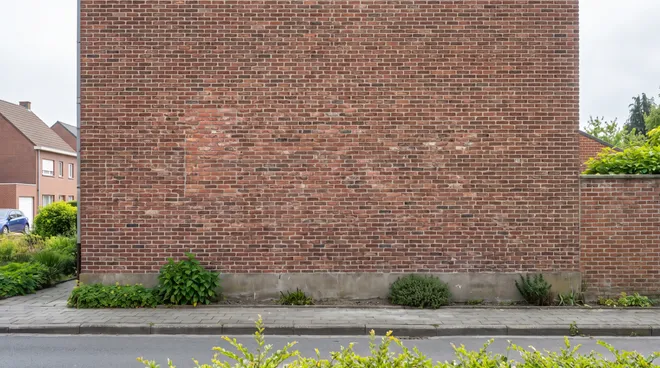 Photo AVANT — mur creux non isolé, thermographie rouge